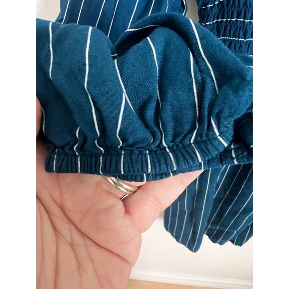 Abercrombie Kids Girls Dress 11/12 Blue Striped Smocked Peasant Style - Picture 5 of 10